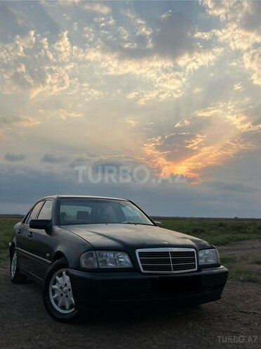 Mercedes C 220 d 2000, 727,000 km - 2.2 l - Bakı