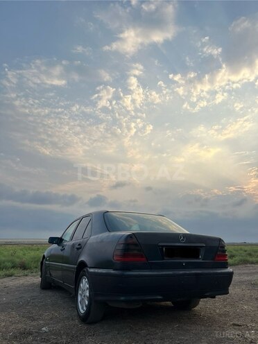Mercedes C 220 d 2000, 727,000 km - 2.2 l - Bakı