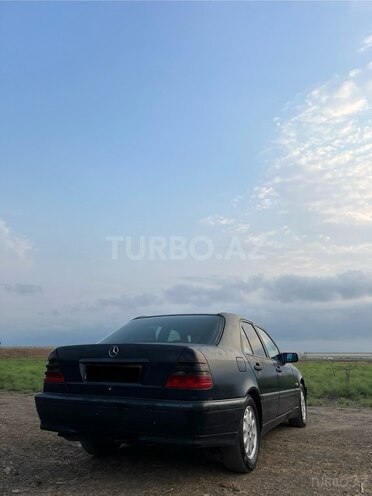Mercedes C 220 d 2000, 727,000 km - 2.2 l - Bakı