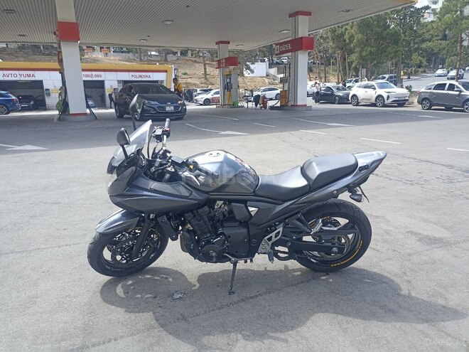 Suzuki  2013, 16,700 km - 0.6 l - Bakı