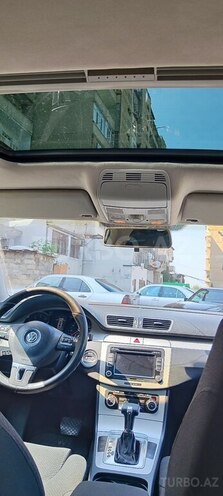 Volkswagen Passat 2010, 325,000 km - 1.8 l - Bakı