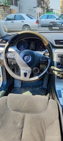 Volkswagen Passat 2010, 325,000 km - 1.8 l - Bakı