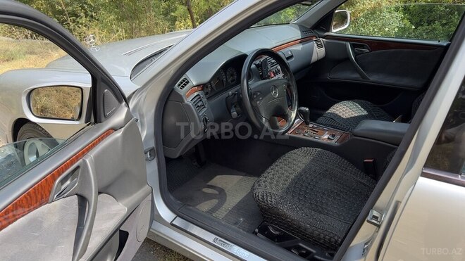 Mercedes E 280 2000, 212,900 km - 2.8 l - Zaqatala
