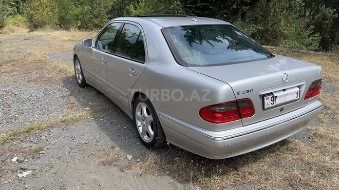 Mercedes E 280 2000, 212,900 km - 2.8 l - Zaqatala