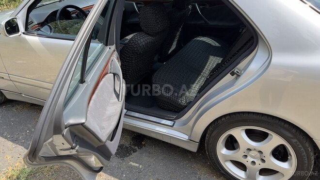 Mercedes E 280 2000, 212,900 km - 2.8 l - Zaqatala
