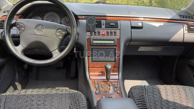 Mercedes E 280 2000, 212,900 km - 2.8 l - Zaqatala