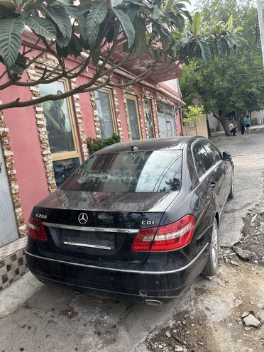 Mercedes E 220 d 2009, 185,000 km - 2.1 l - Bakı