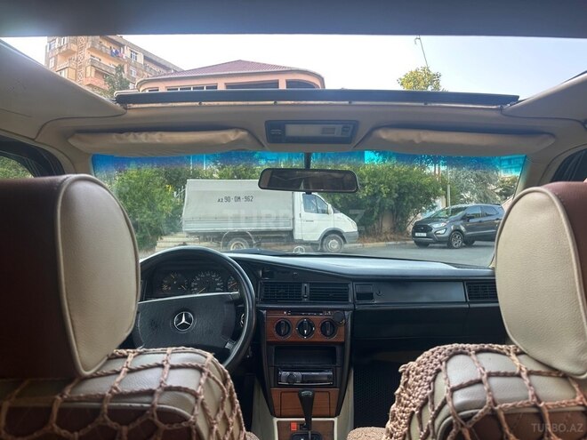Mercedes 190 1991, 300,000 km - 2.5 l - Bakı