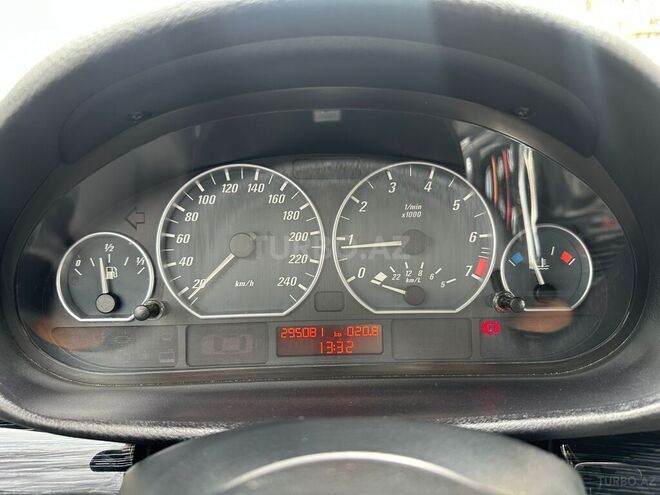 BMW 318 2005, 295,080 km - 2.0 л - Bakı