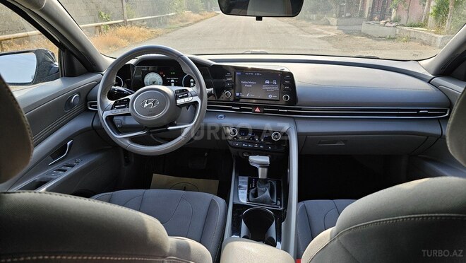 Hyundai Elantra 2021, 65,650 km - 2.0 л - Bakı