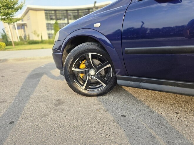 Opel Astra 2000, 300,000 km - 1.6 л - Salyan