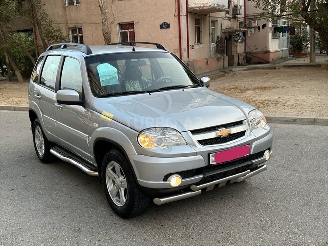 Chevrolet Niva 2017, 29,600 km - 1.7 l - Bakı