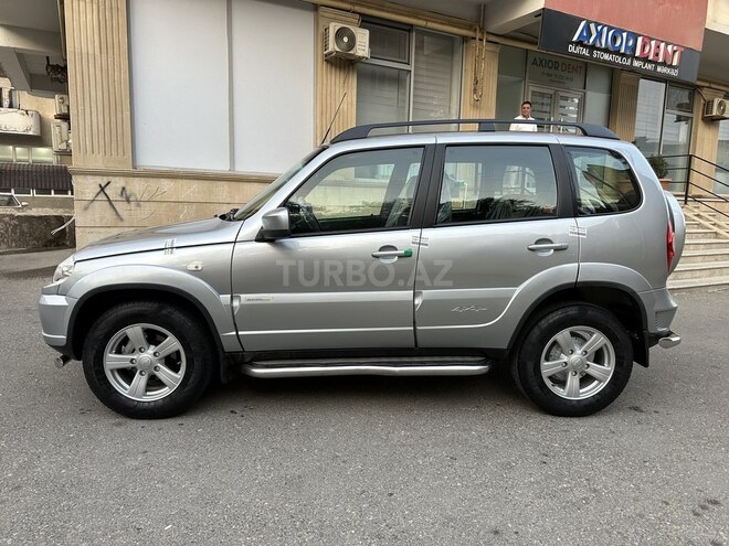 Chevrolet Niva 2017, 29,600 km - 1.7 l - Bakı