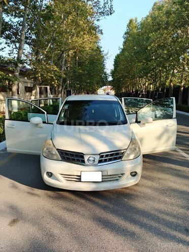 Nissan Tiida 2008, 260,000 km - 1.6 л - Bakı
