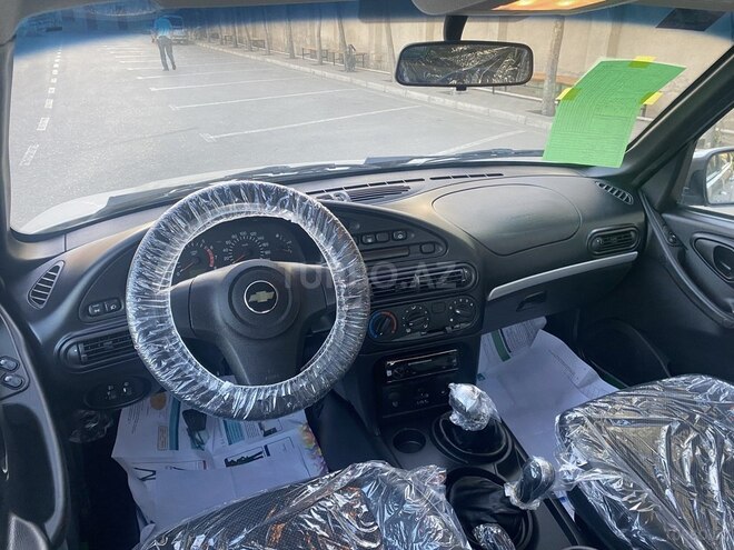 Chevrolet Niva 2017, 29,600 km - 1.7 l - Bakı