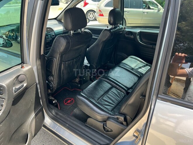 Opel Zafira 2001, 252,000 km - 2.2 л - Bakı