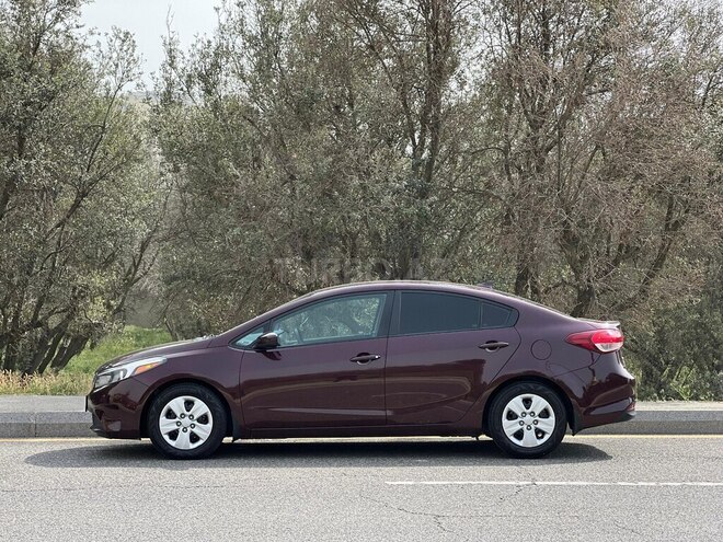 Kia Forte 2017, 242,605 km - 2.0 l - Bakı