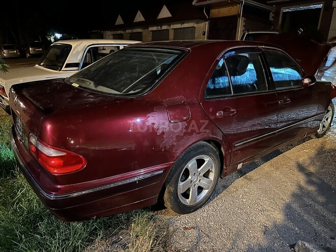 Mercedes E 240 2000, 240,000 km - 2.6 l - Bakı