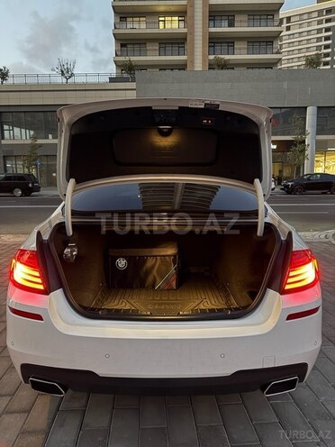 BMW 520 2015, 180,000 km - 2.0 l - Bakı