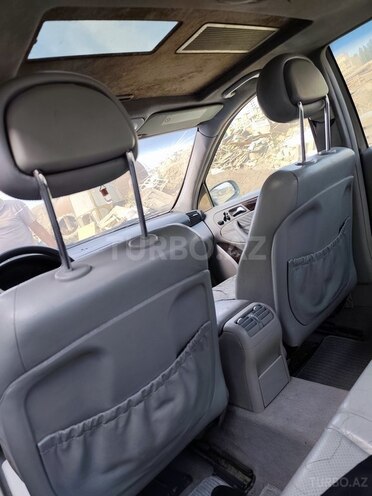 Mercedes C 320 2000, 300,000 km - 3.2 л - Bakı