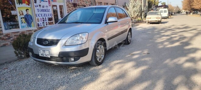 Kia Rio 2007, 275,000 km - 1.5 l - Tovuz