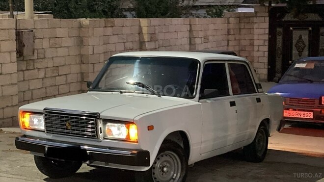 LADA (VAZ) 2107 2004, 230,000 km - 1.6 l - Sabirabad