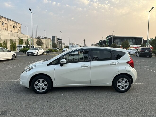 Nissan Note 2015, 52,300 km - 1.2 л - Bakı