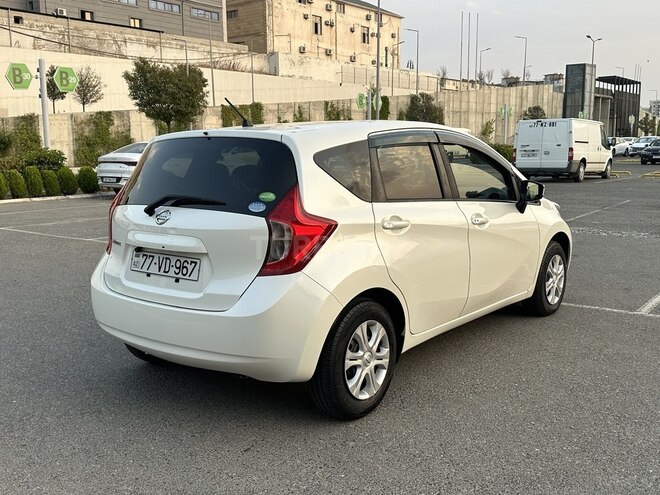 Nissan Note 2015, 52,300 km - 1.2 л - Bakı