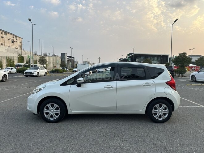 Nissan Note 2015, 52,300 km - 1.2 л - Bakı