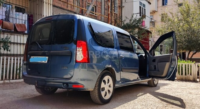 Dacia Logan 2009, 300,000 km - 1.5 l - Bakı