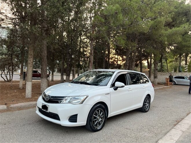 Toyota Corolla Fielder 2015, 227,000 km - 1.5 l - Bakı