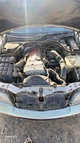 Mercedes C 230 2000, 288,313 km - 2.3 л - Masallı