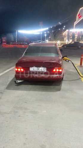 Mercedes E 250 1993, 565,000 km - 2.5 л - Biləsuvar
