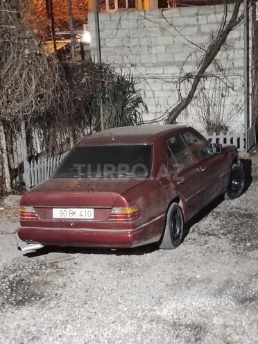 Mercedes E 250 1993, 565,000 km - 2.5 л - Biləsuvar