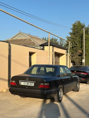 Mercedes E 200 1994, 600,000 km - 2.0 l - Bakı