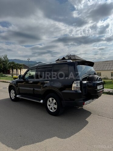 Mitsubishi Pajero 2007, 260,000 km - 3.0 l - Gəncə