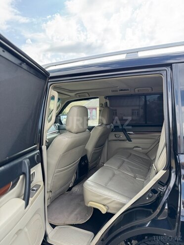 Mitsubishi Pajero 2007, 260,000 km - 3.0 l - Gəncə