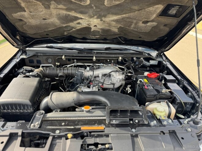 Mitsubishi Pajero 2007, 260,000 km - 3.0 l - Gəncə