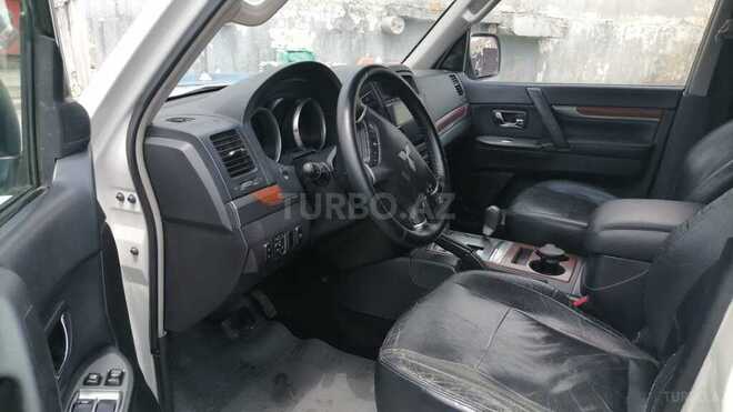 Mitsubishi Pajero 2007, 225,625 km - 3.8 л - Bakı