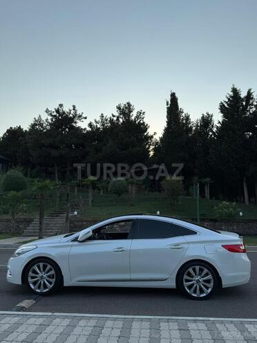 Hyundai Grandeur 2013, 228,000 km - 3.0 l - Tovuz
