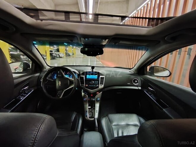 Chevrolet Cruze-10