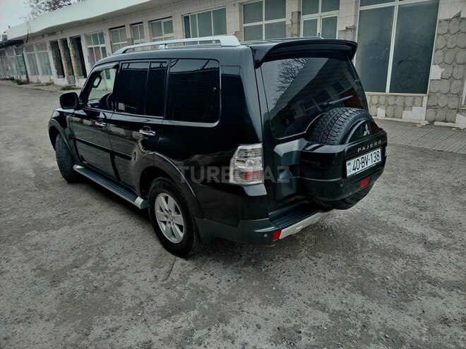 Mitsubishi Pajero 2008, 110,000 km - 3.0 l - Quba