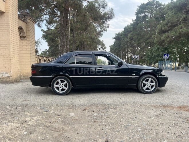 Mercedes C 220 d 1997, 458,000 km - 2.2 l - Biləsuvar