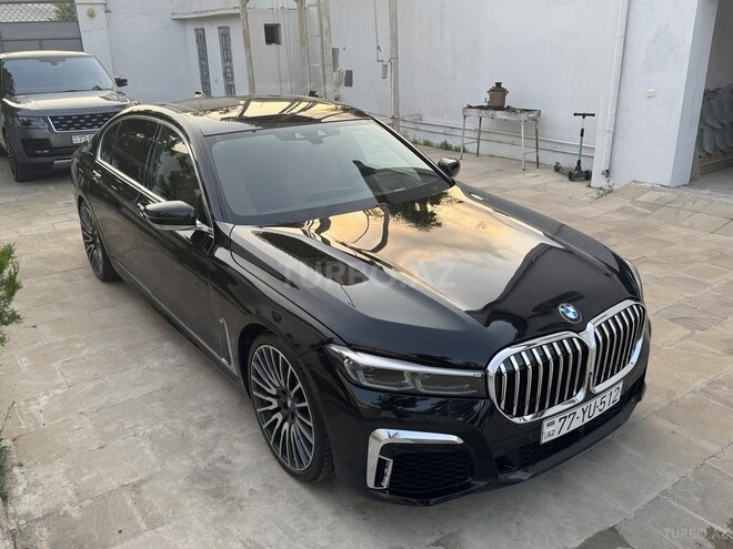 BMW 740-2