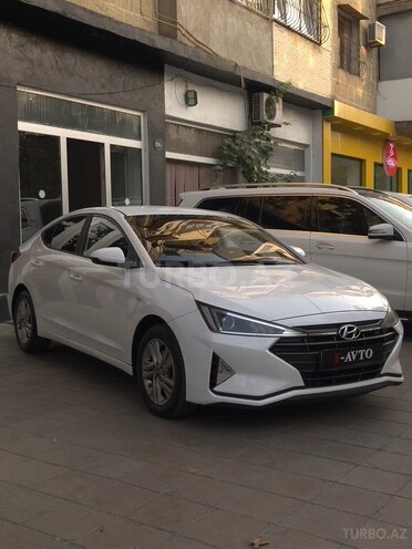 Hyundai Elantra 2019, 125,000 km - 1.6 l - Bakı