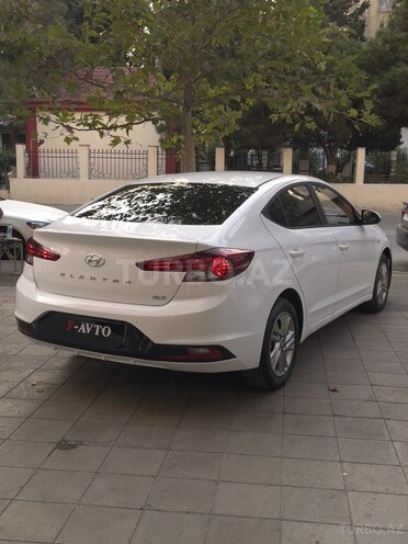 Hyundai Elantra 2019, 125,000 km - 1.6 l - Bakı