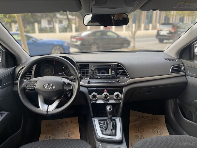 Hyundai Elantra 2019, 110,000 km - 1.6 l - Bakı