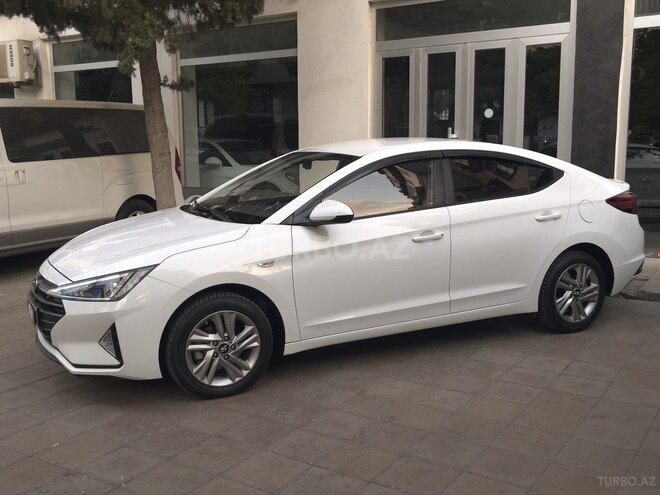 Hyundai Elantra 2019, 110,000 km - 1.6 l - Bakı