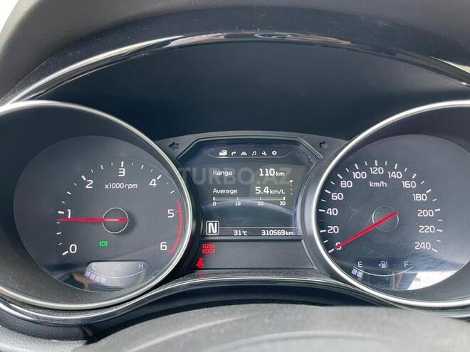 Kia Carnival 2015, 300,000 km - 2.2 l - Sumqayıt