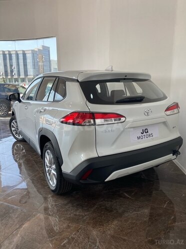 Toyota Corolla Cross 2025, 0 km - 2.0 л - Bakı